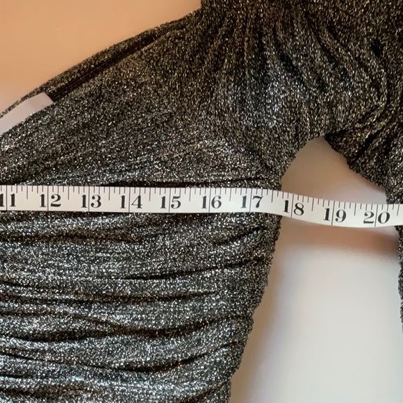 Georgia Alice Metallic off the shoulder Top NWOT - Picture 9 of 11